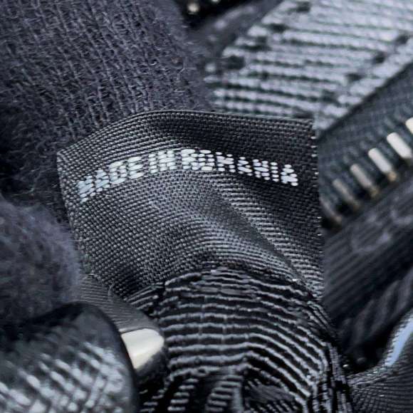 Prada Nylon Saffiano Shoulder Bag Black - Picture 13 of 14